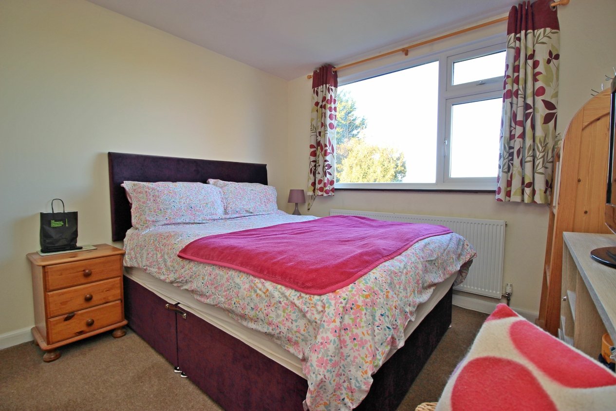 Properties Under Offer in Parsonage Fields 
