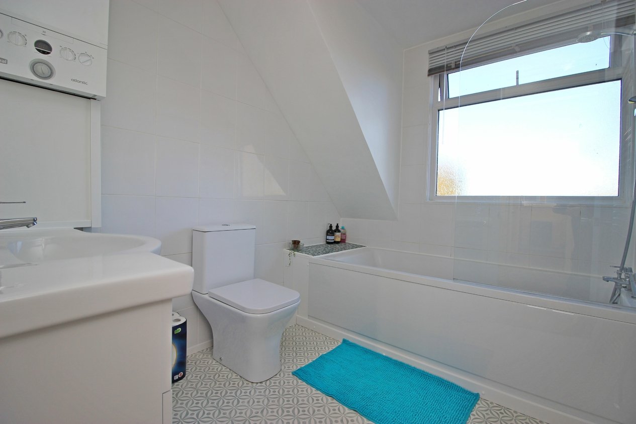 Properties Under Offer in Parsonage Fields 
