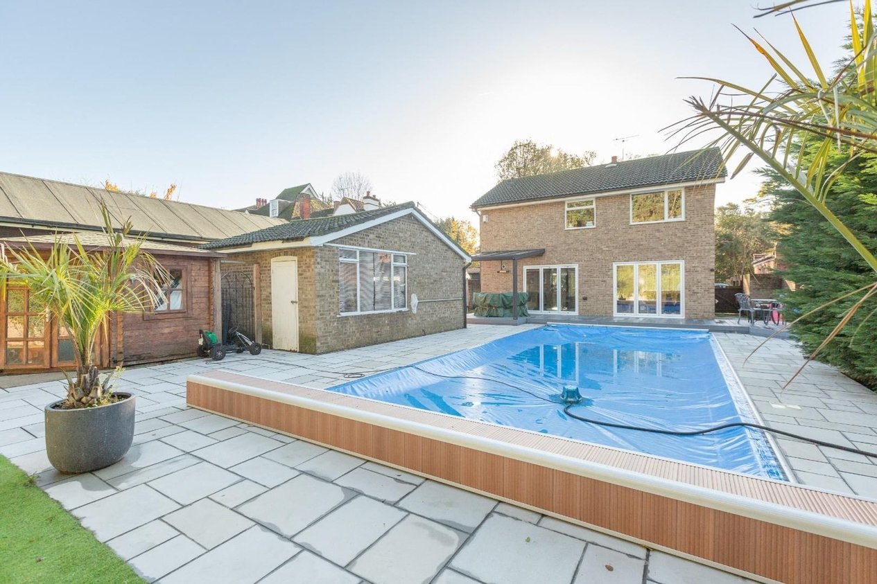 Properties For Sale in Parsonage Road  Herne Bay