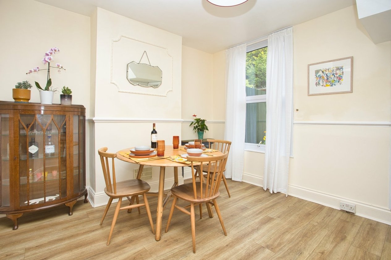 Properties Under Offer in Pavilion Road Folkestone