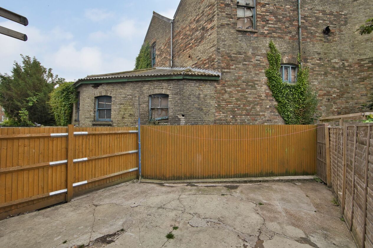 Properties For Sale in Pavilion Road  Folkestone