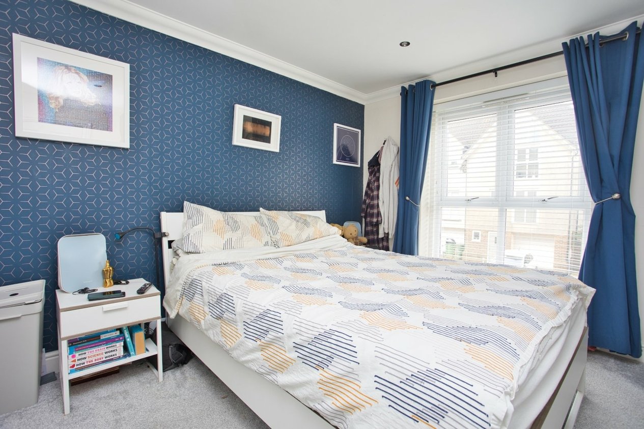 Properties For Sale in Paxton Avenue Hawkinge