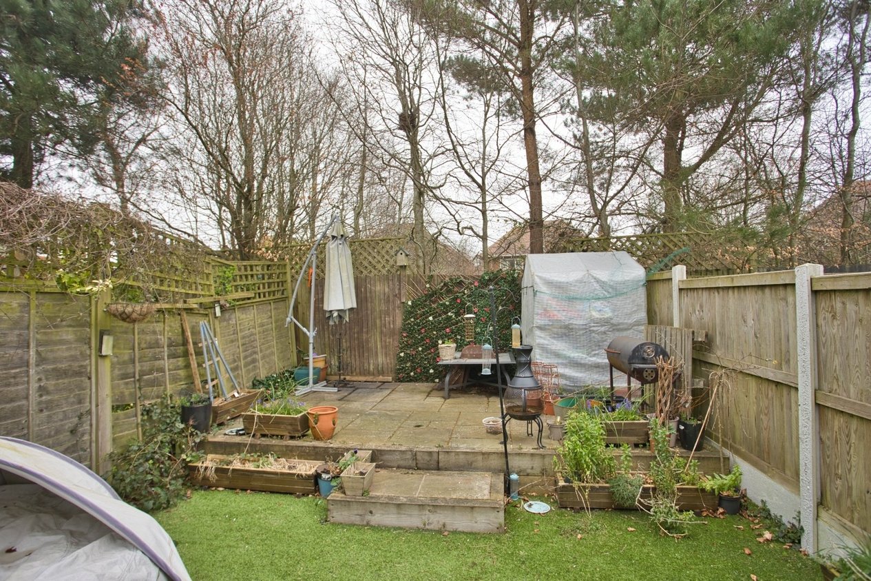 Properties For Sale in Paxton Avenue Hawkinge