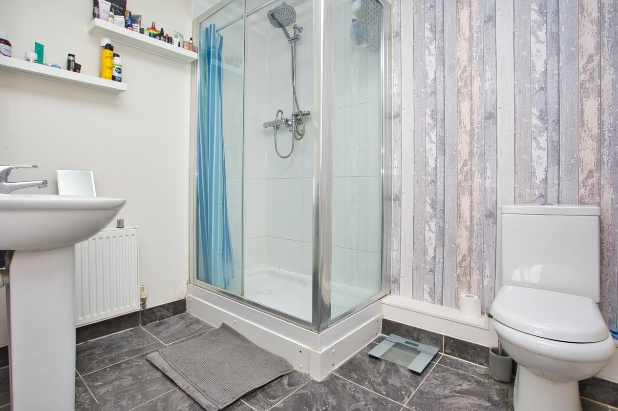 Properties For Sale in Paxton Avenue Hawkinge