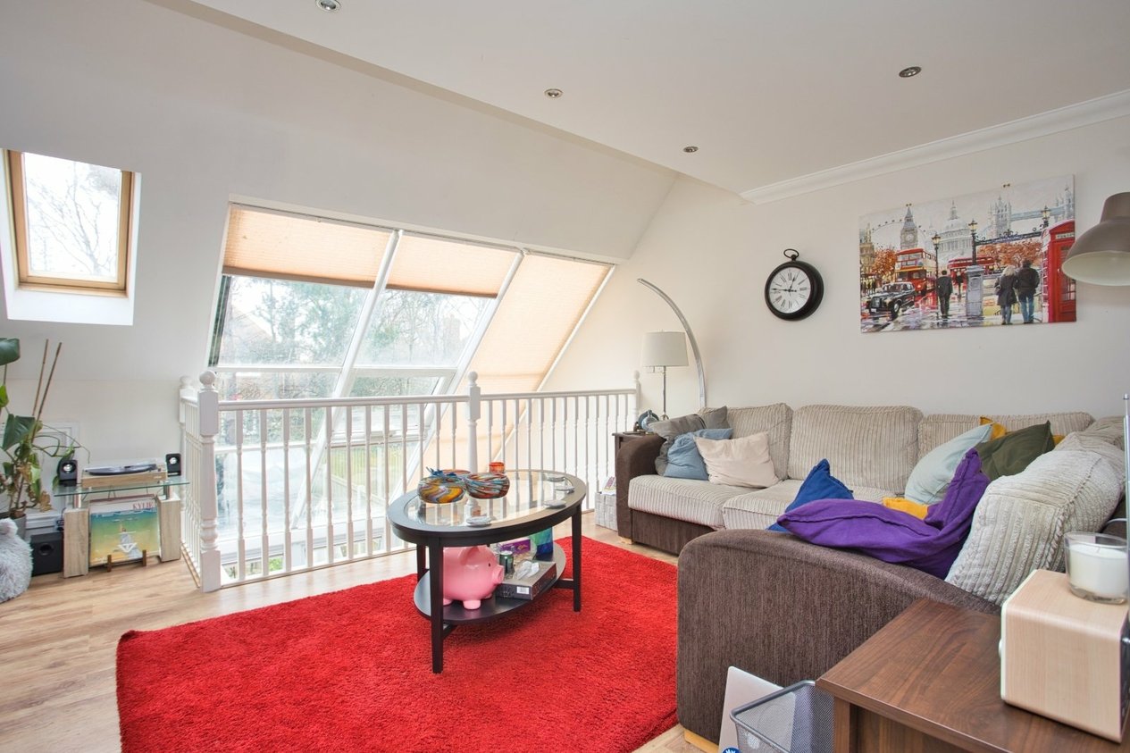 Properties For Sale in Paxton Avenue Hawkinge
