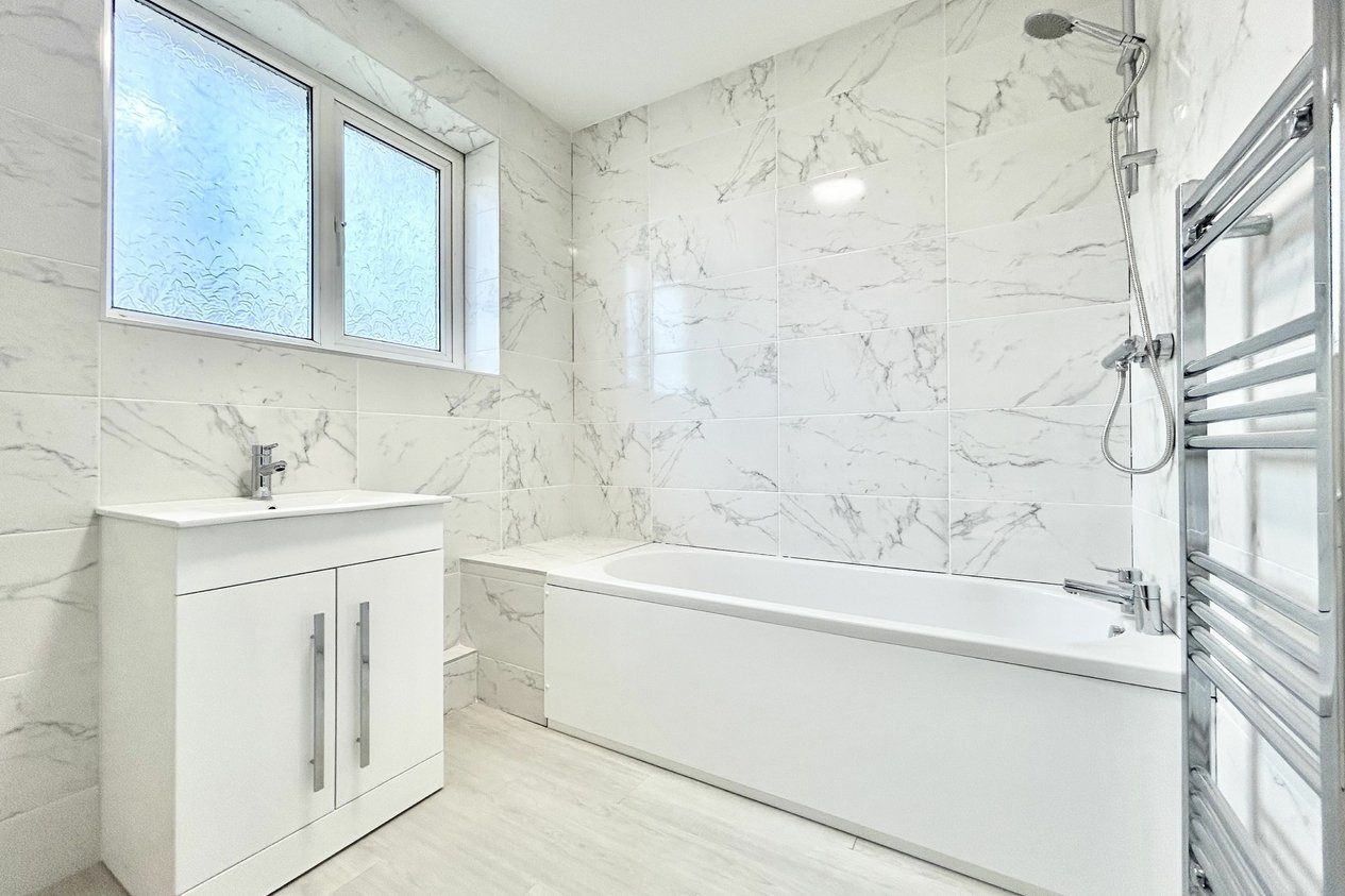 Properties For Sale in Payton Close 