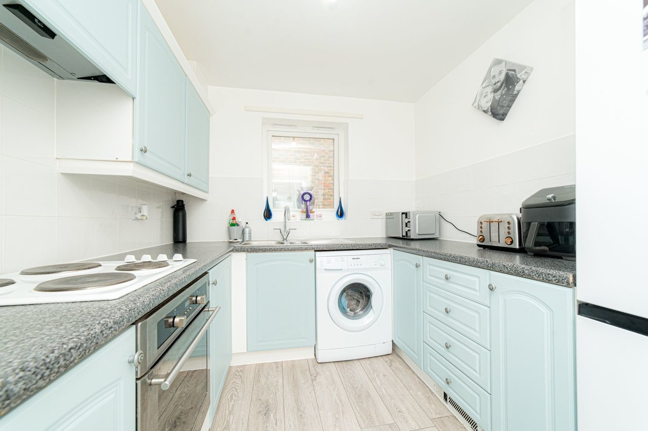 Properties Sold Subject To Contract in Peter Candler Way  Kennington