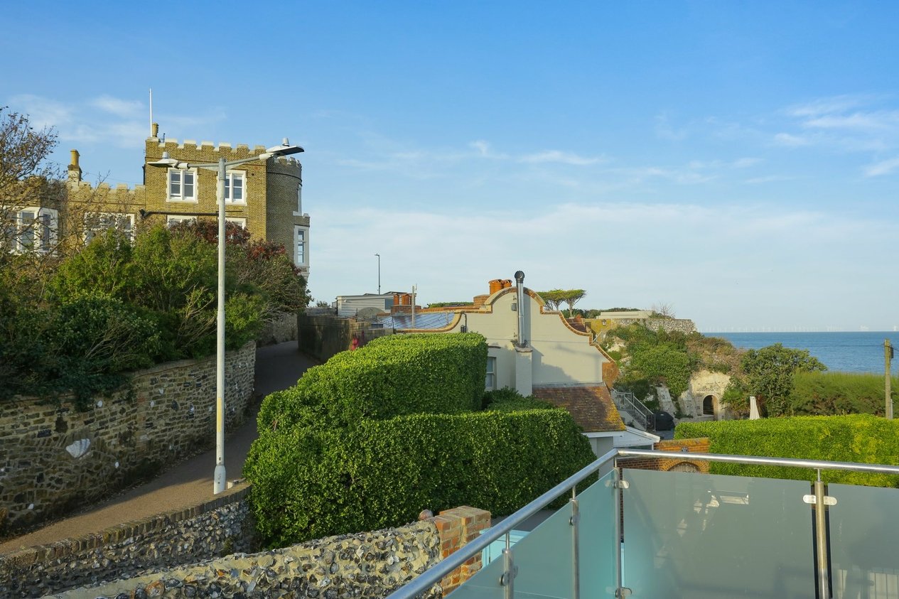 Properties For Sale in Pier Approach  Broadstairs