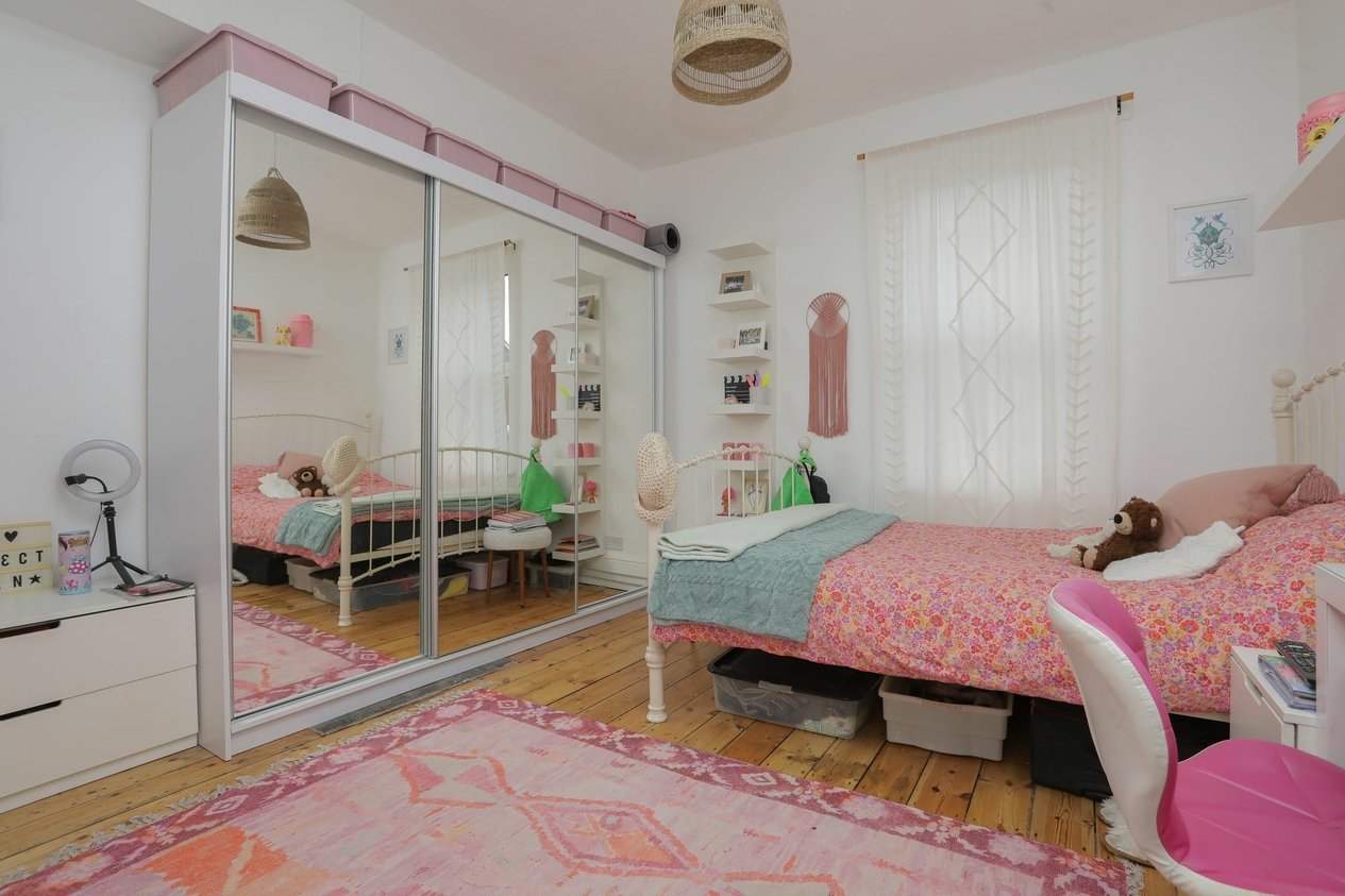 Properties For Sale in Pier Avenue  Herne Bay