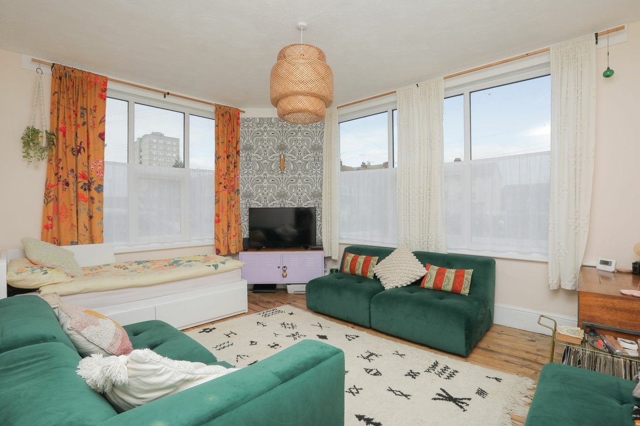 Properties For Sale in Pier Avenue  Herne Bay