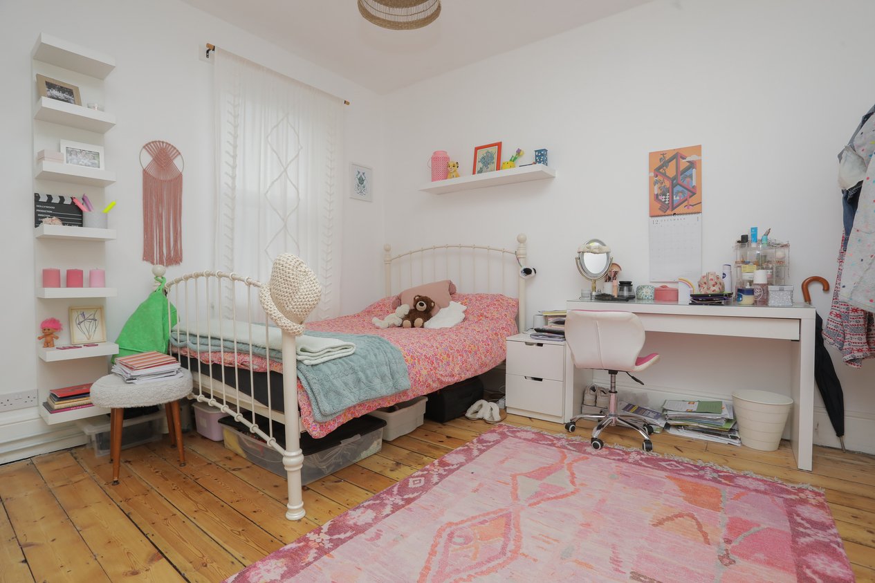 Properties For Sale in Pier Avenue Herne Bay