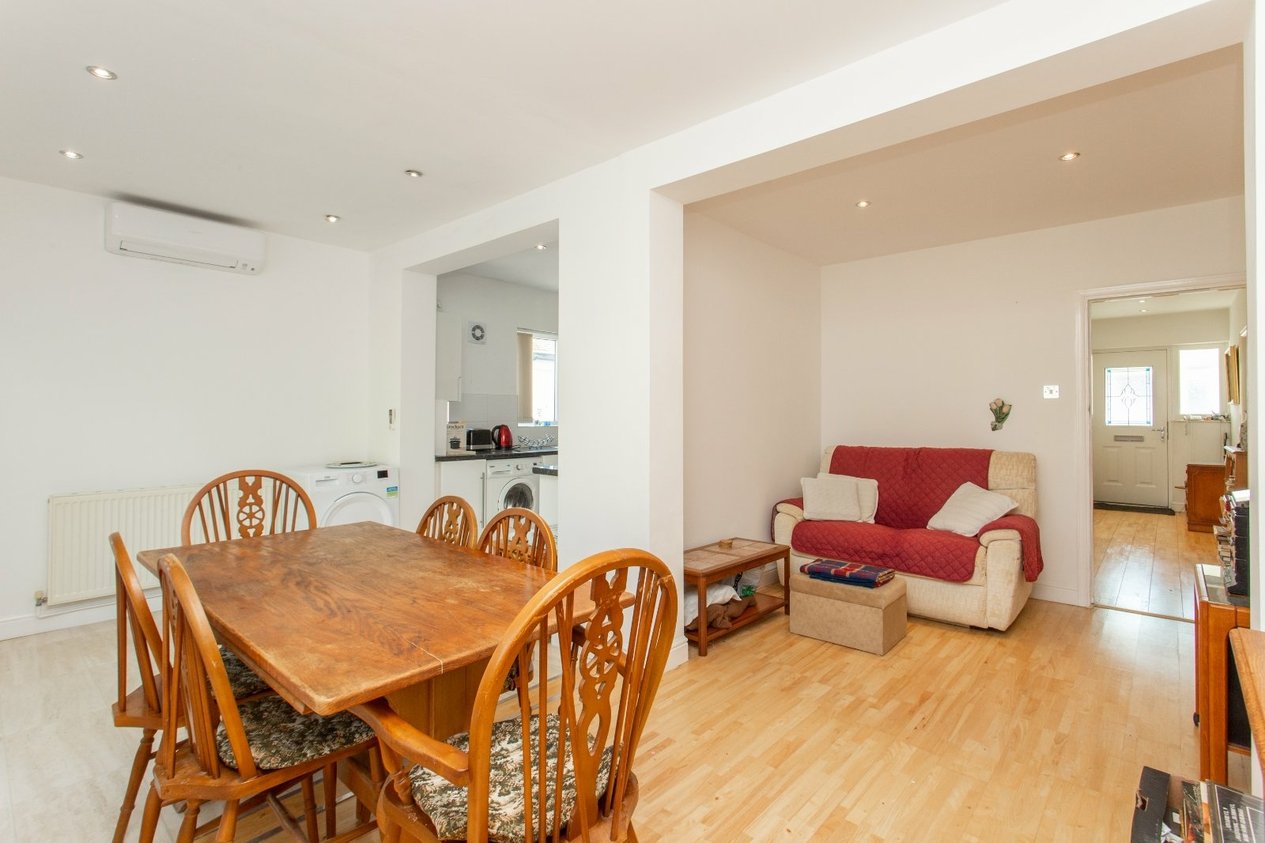 Properties For Sale in Pier Avenue Herne Bay