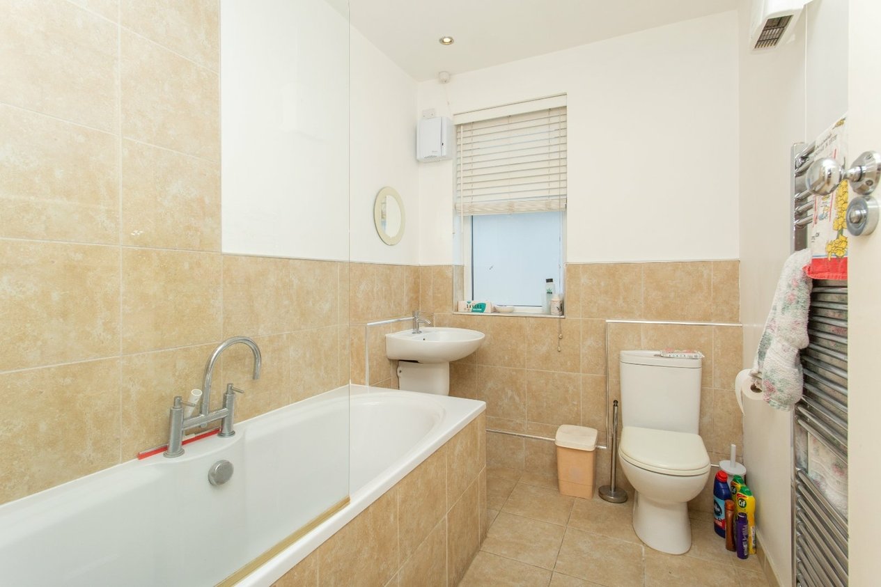 Properties For Sale in Pier Avenue Herne Bay