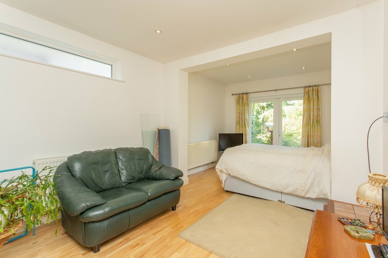 Properties For Sale in Pier Avenue Herne Bay