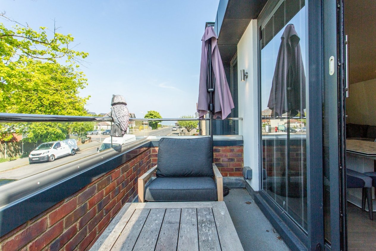 Properties Under Offer in Pier Avenue Whitstable