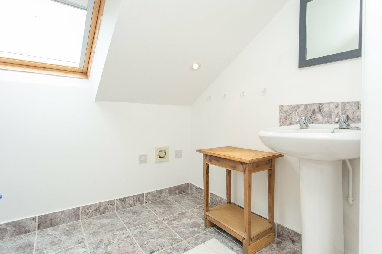 Properties Under Offer in Pier Avenue Whitstable
