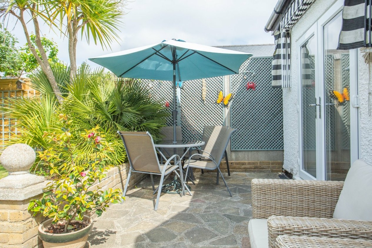 Properties Under Offer in Pier Avenue Whitstable