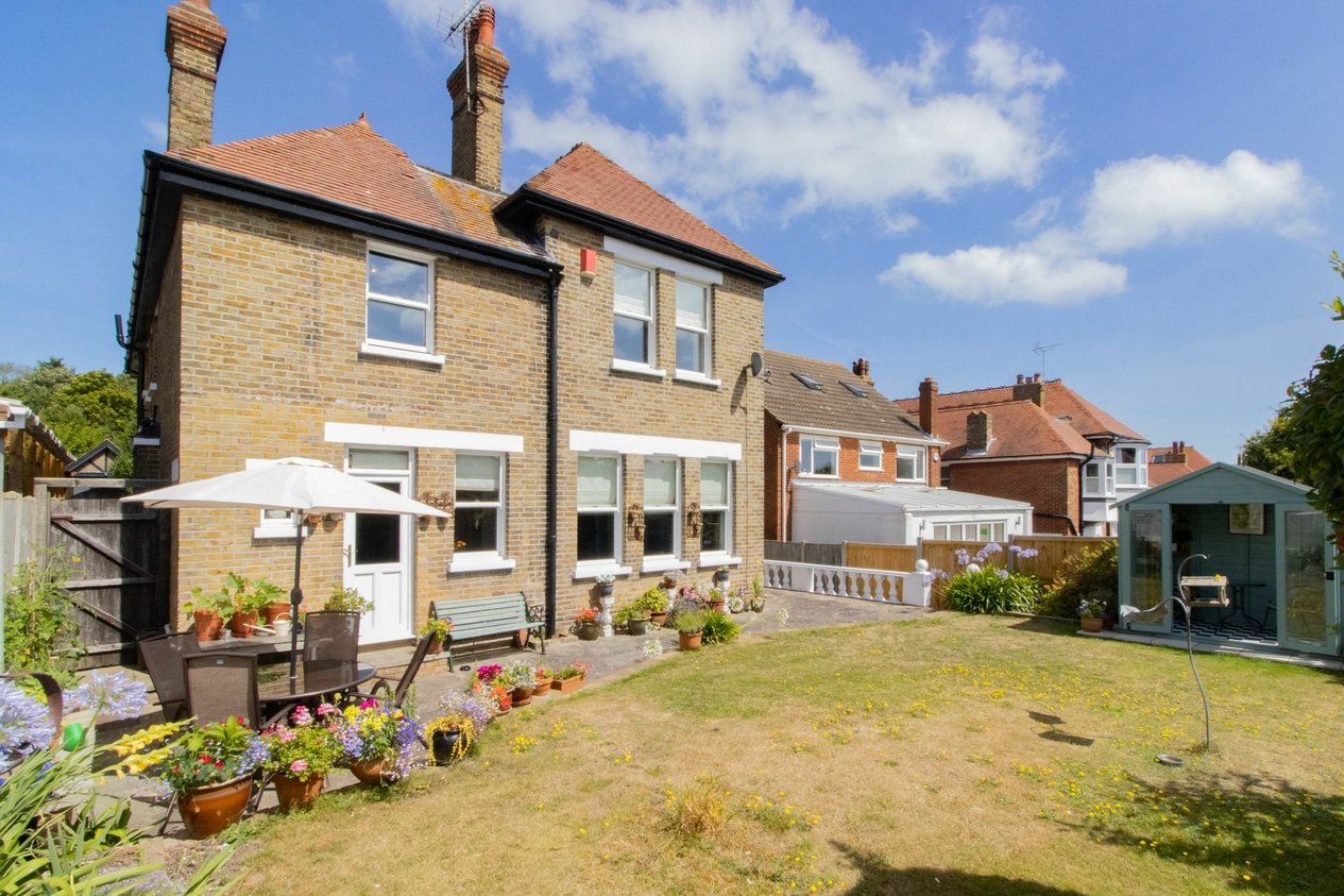 Properties For Sale in Pierremont Avenue  Broadstairs