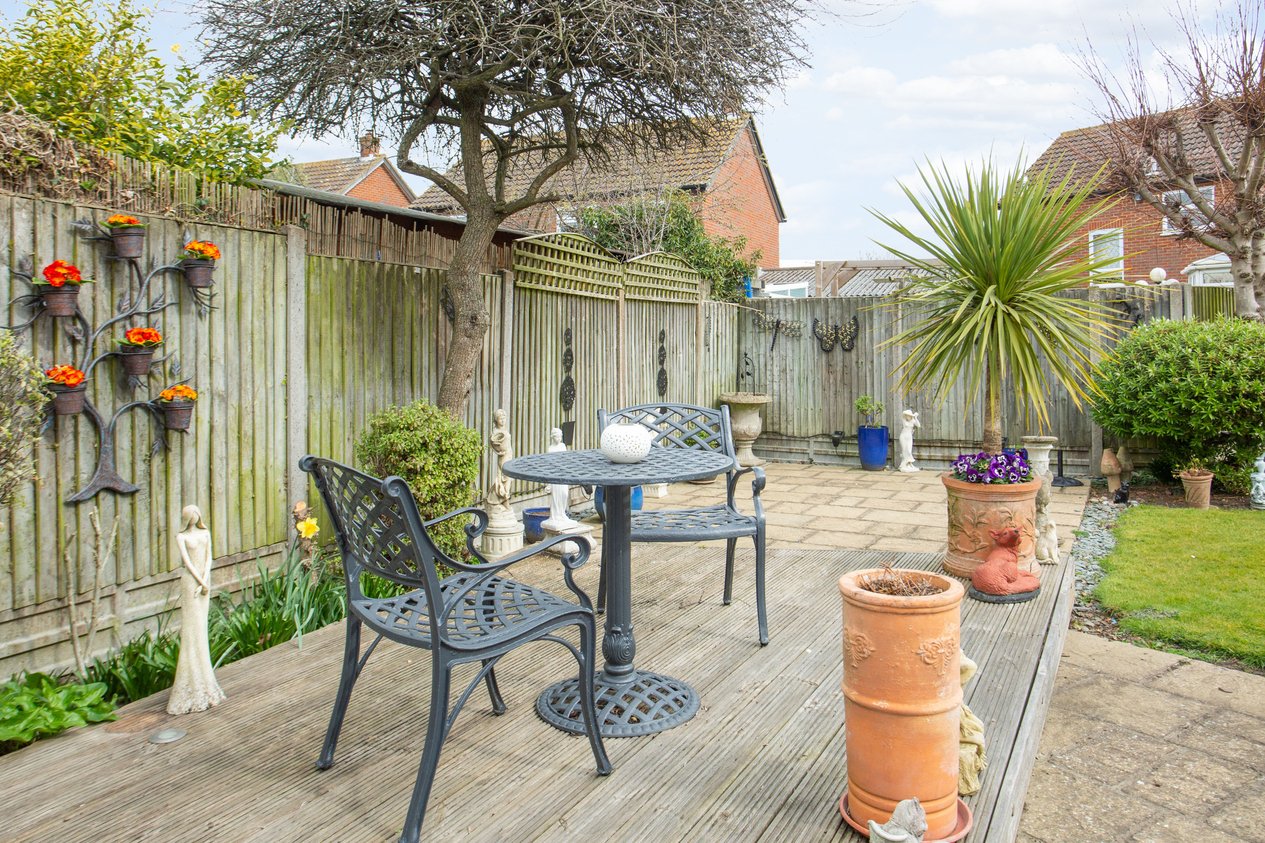 Properties Under Offer in Pintail Way Herne Bay