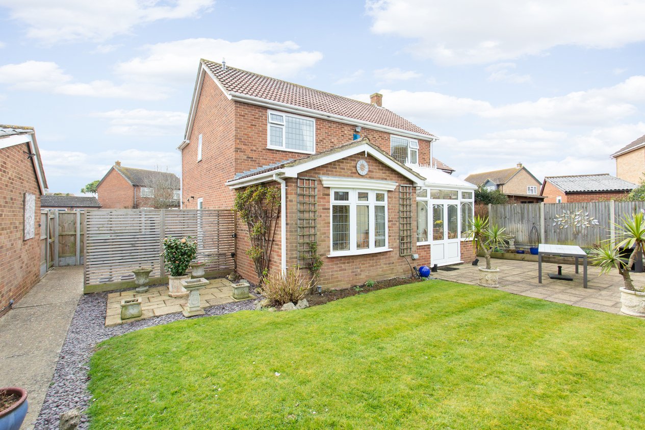 Properties Under Offer in Pintail Way Herne Bay