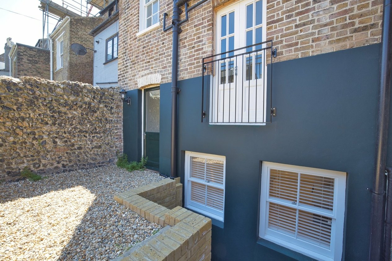 Properties For Sale in Plains of Waterloo Ramsgate