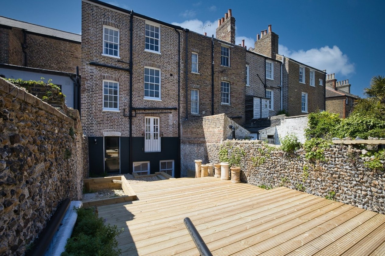 Properties For Sale in Plains of Waterloo Ramsgate