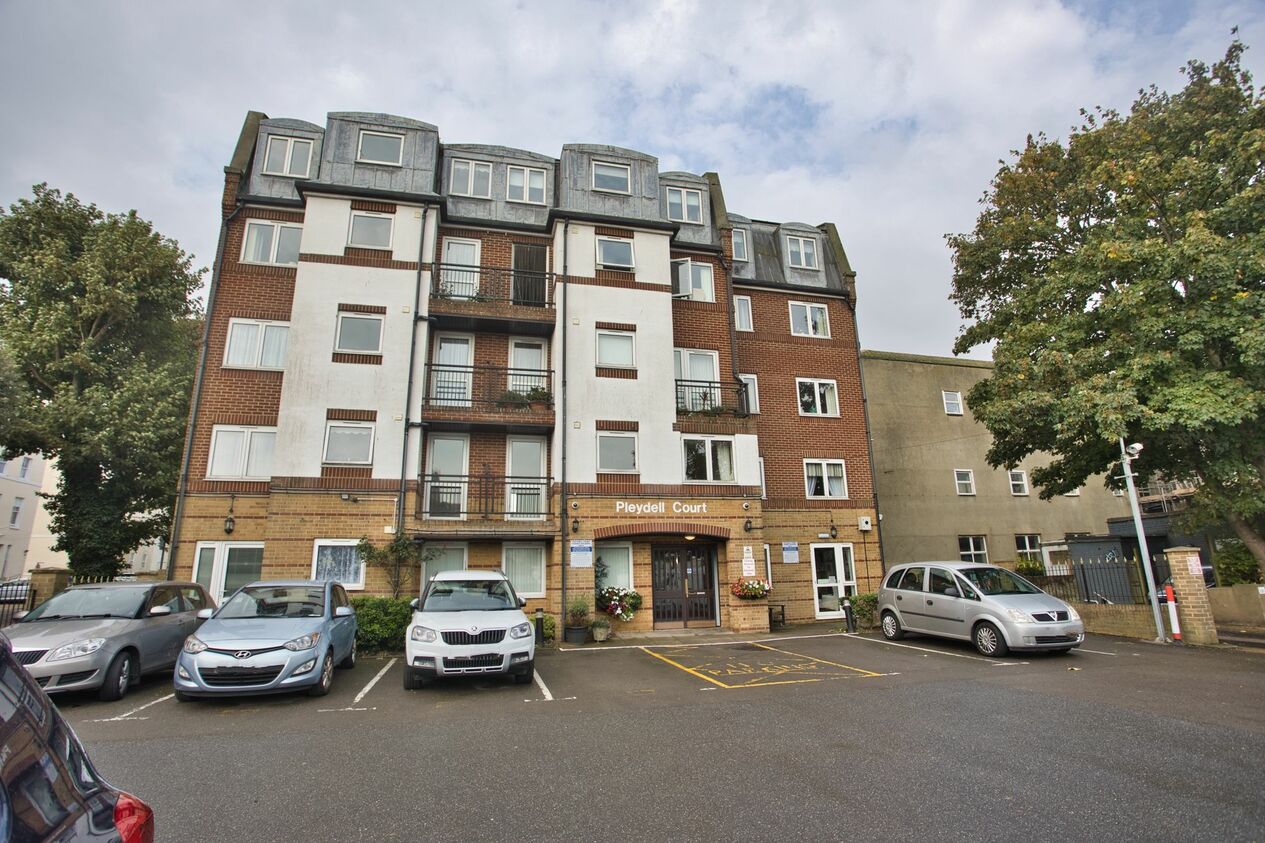 Properties For Sale in Pleydell Gardens  Pleydell Court Pleydell Gardens