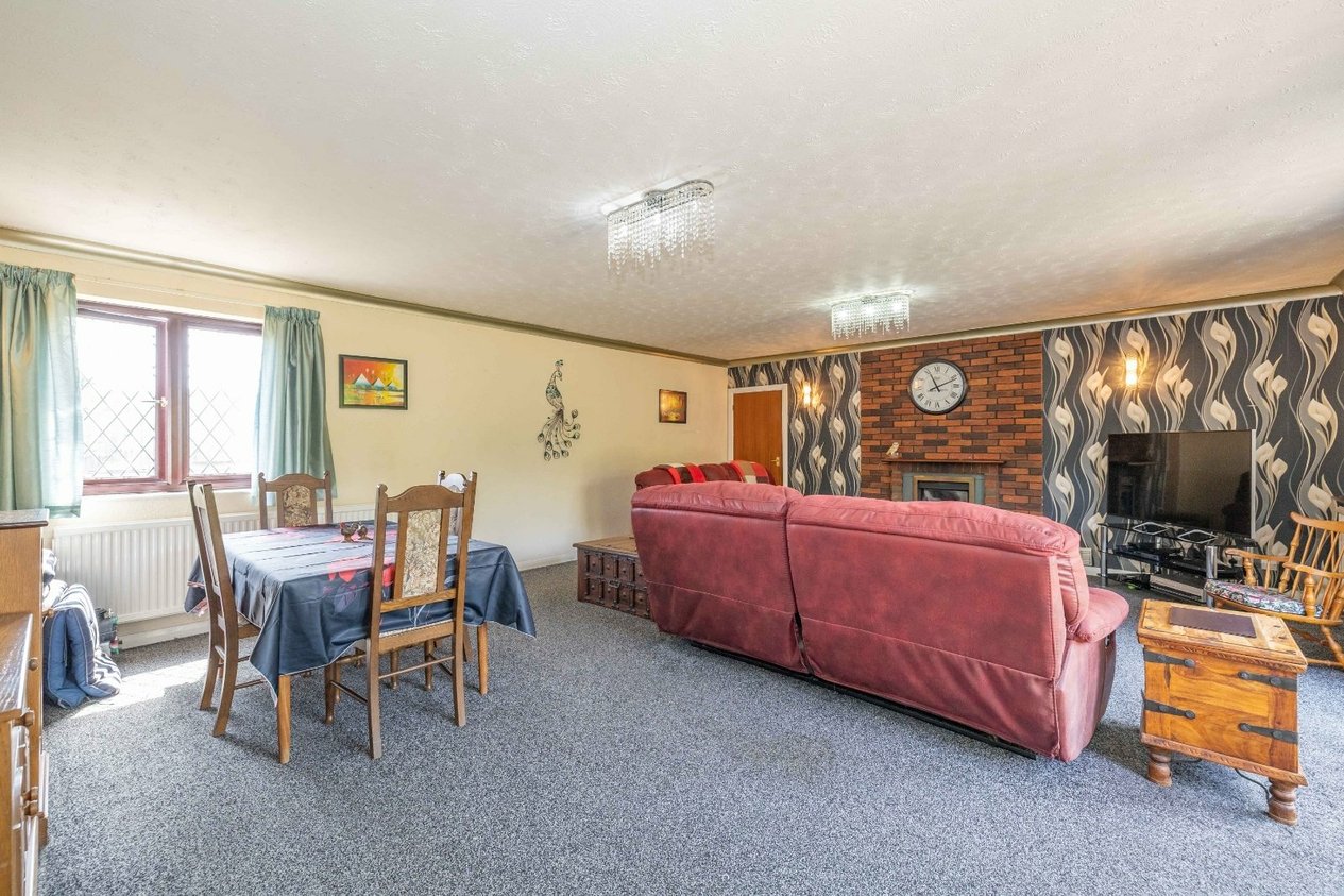Properties For Sale in Plough Lane Upper Harbledown