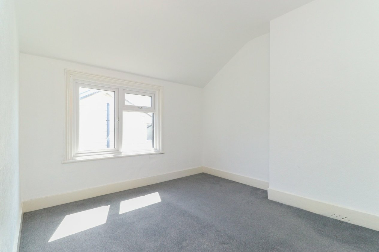 Properties Under Offer in Poets Corner Margate