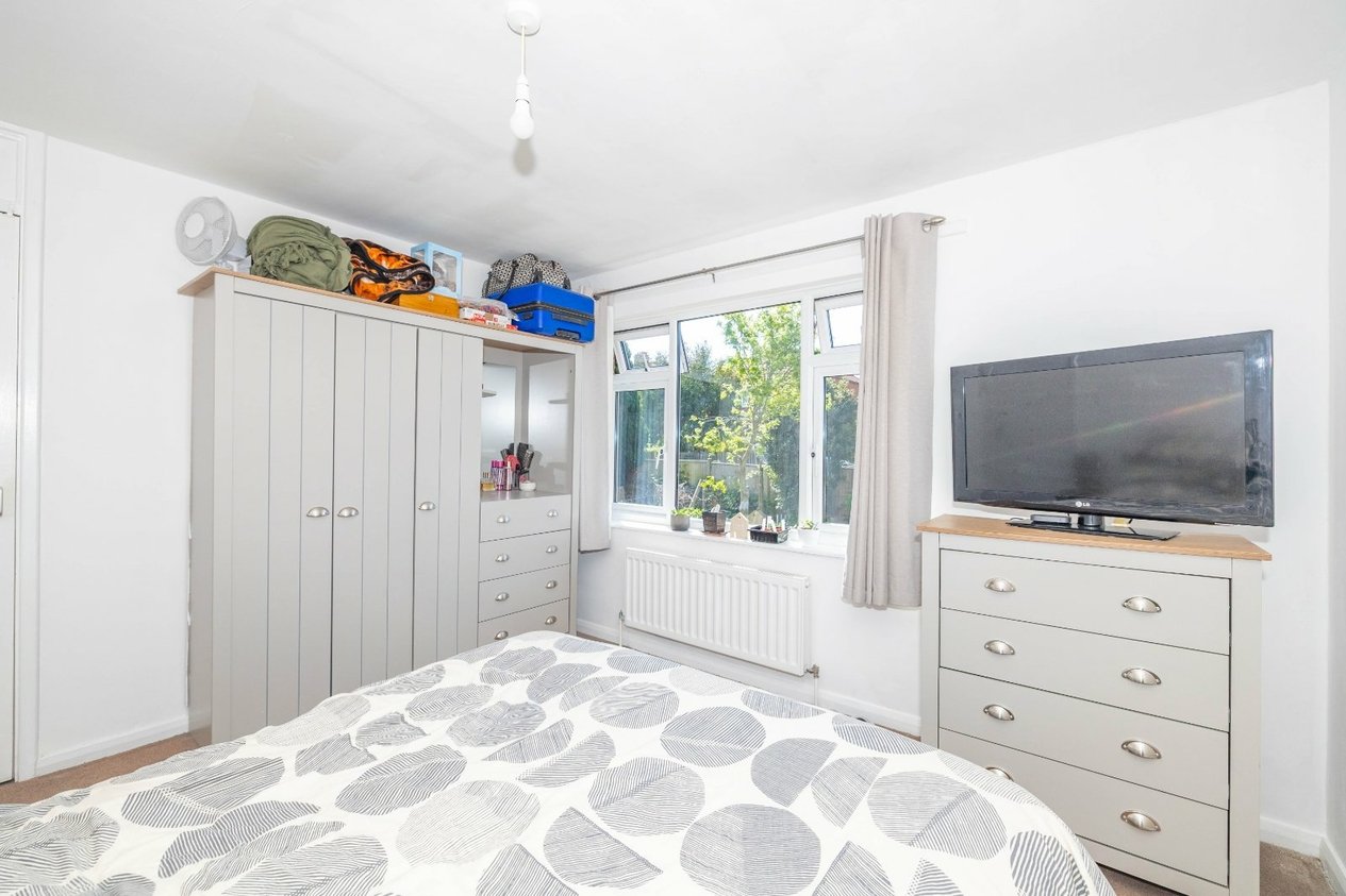 Properties For Sale in Pomfret Road Chartham