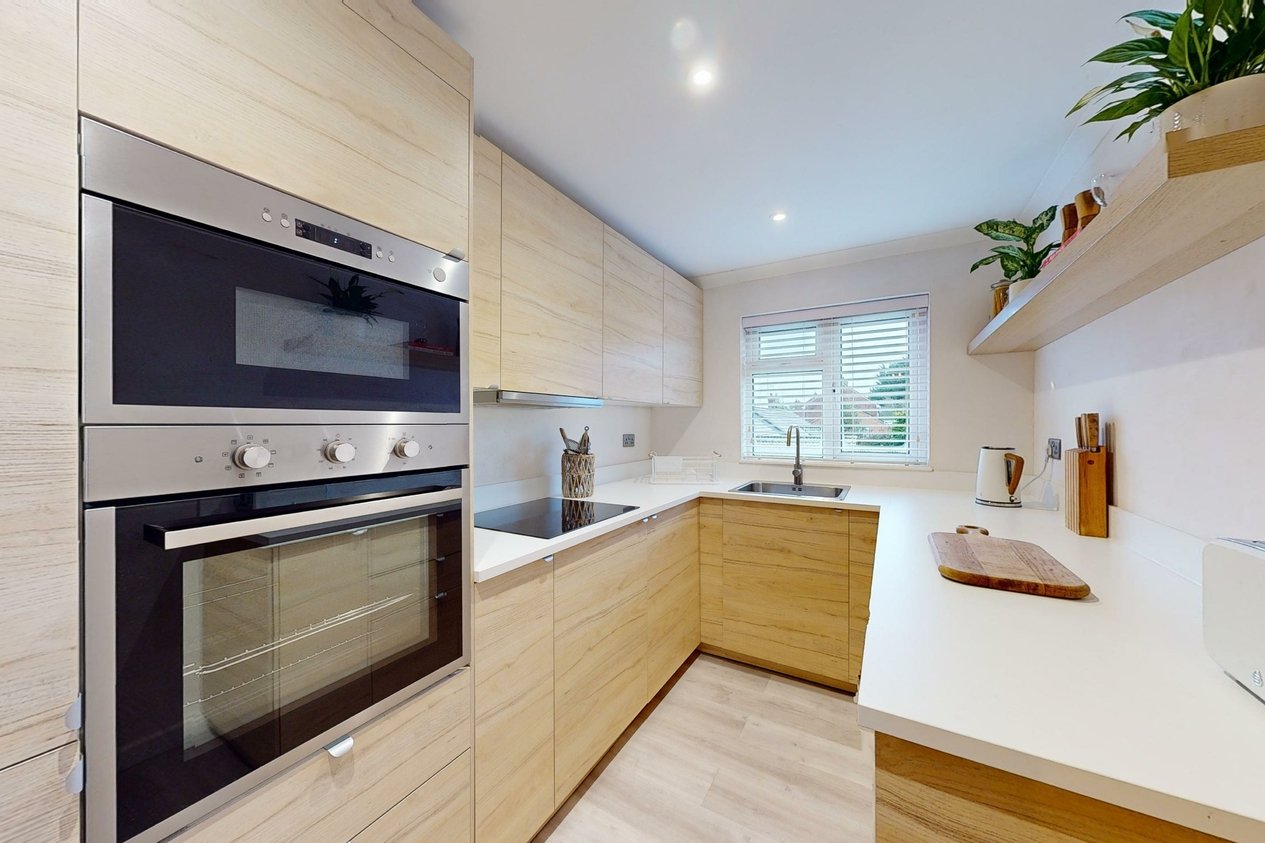 Properties Sold in Pomfret Road Chartham