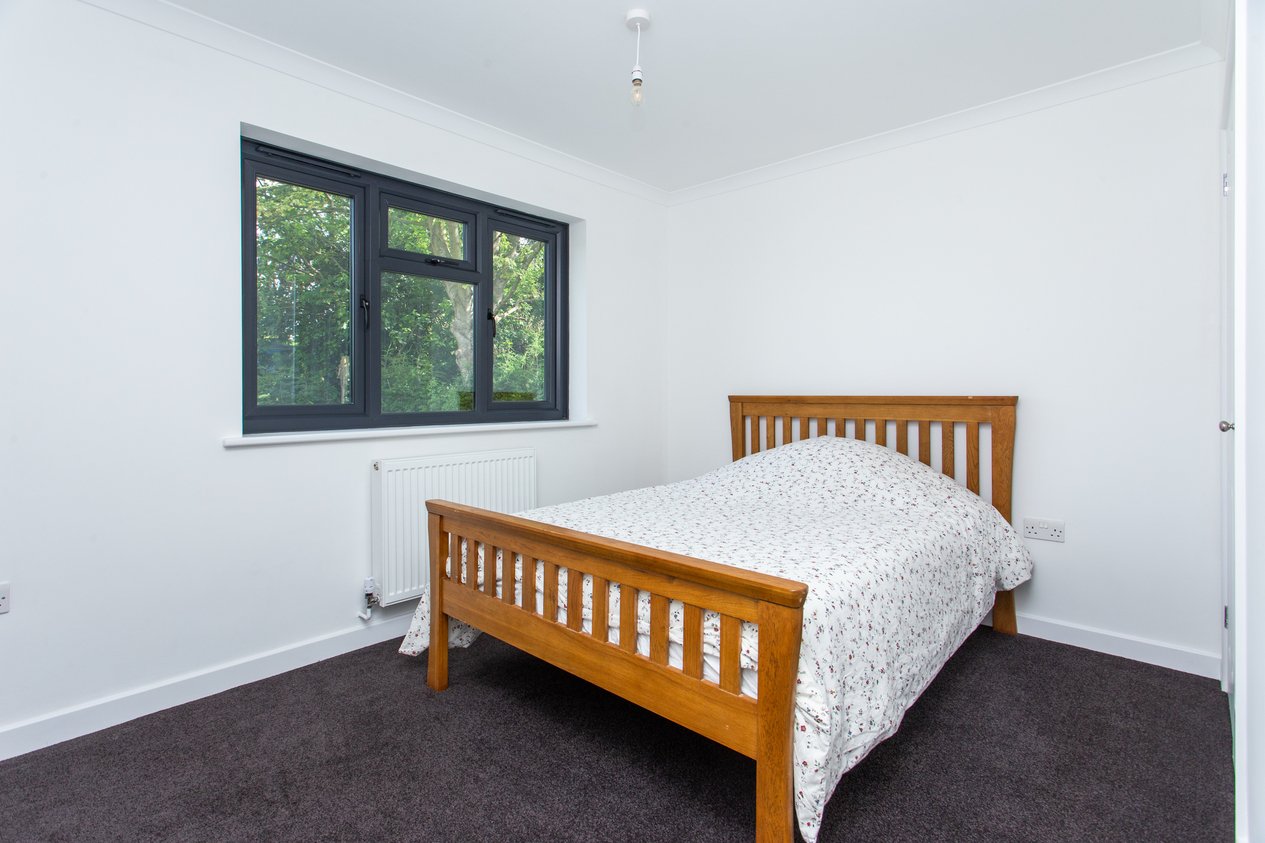Properties For Sale in Popes Lane Canterbury
