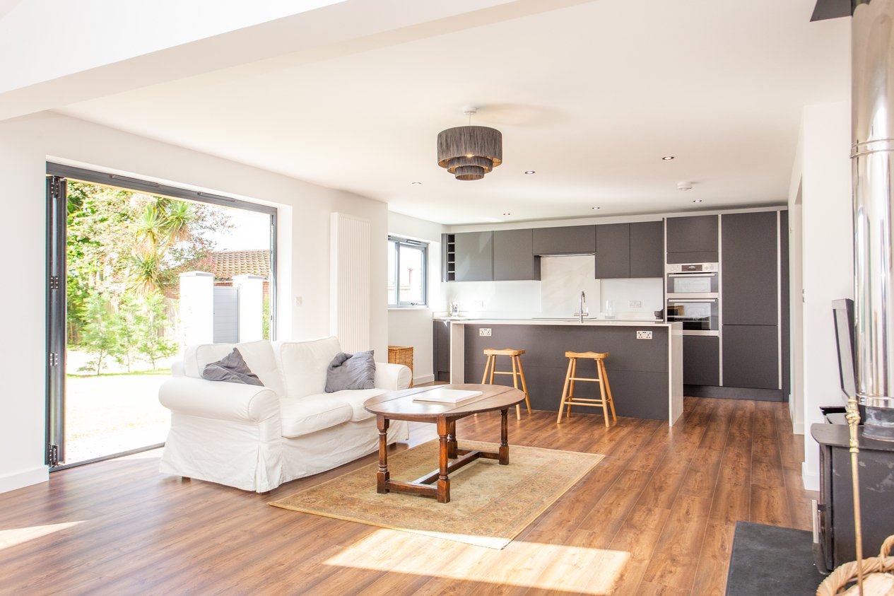 Properties For Sale in Popes Lane Canterbury