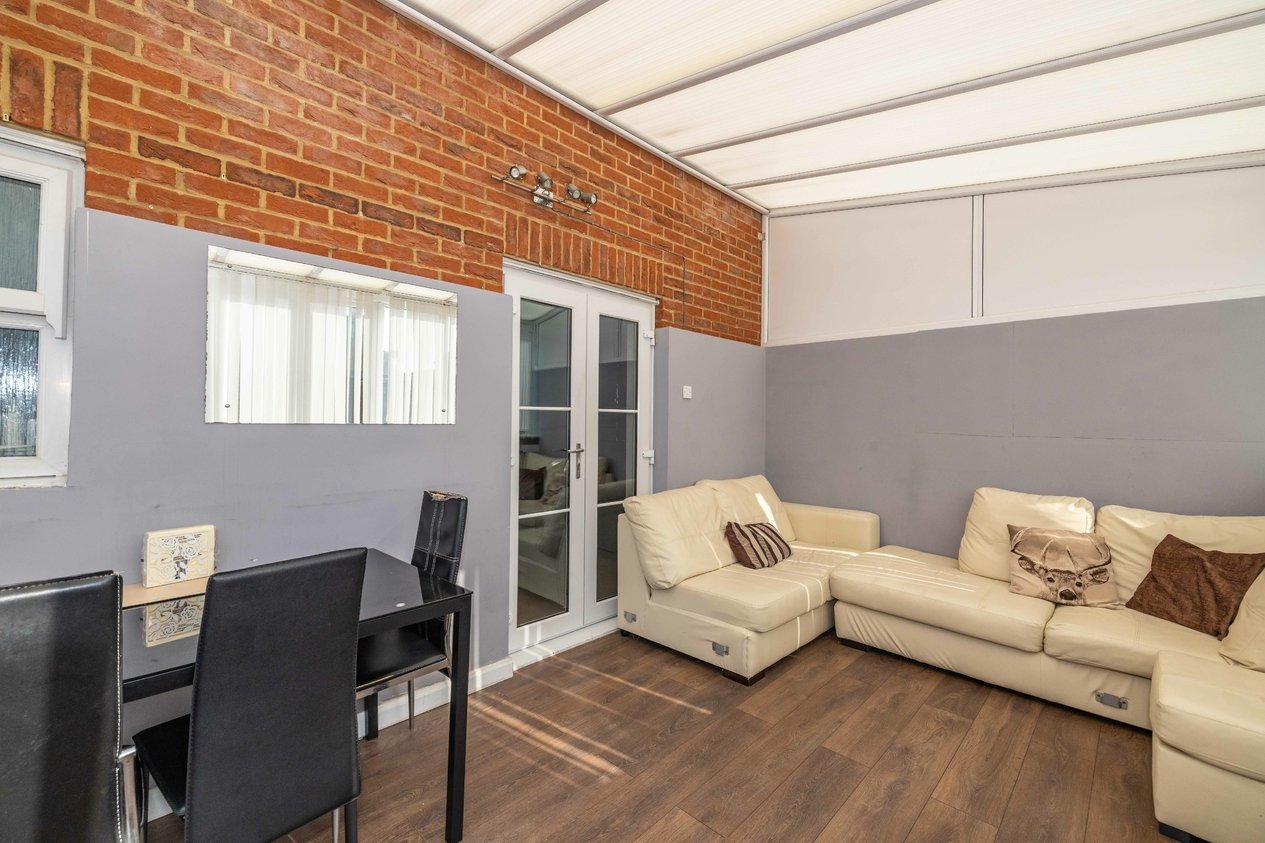 Properties For Sale in Poppy Mead Ashford