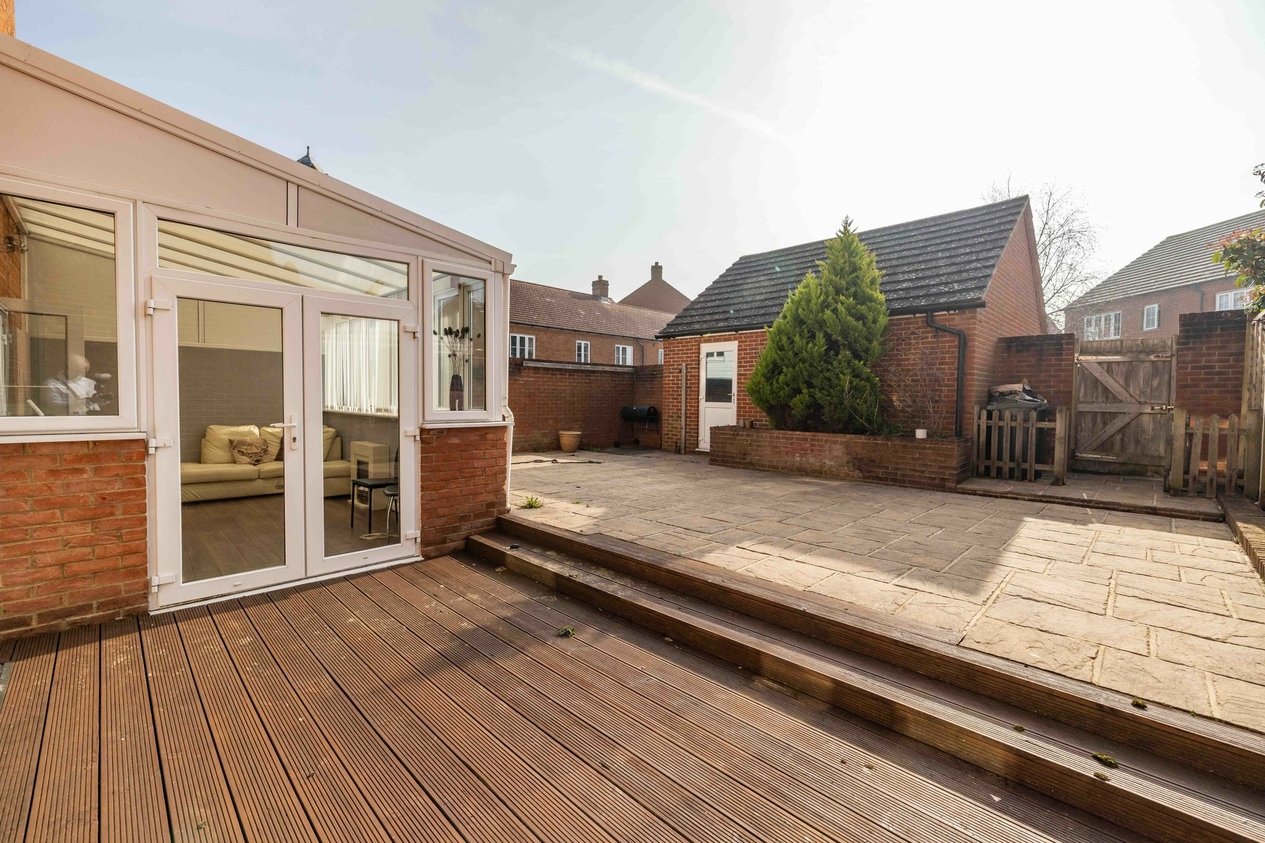 Properties For Sale in Poppy Mead  Kingsnorth
