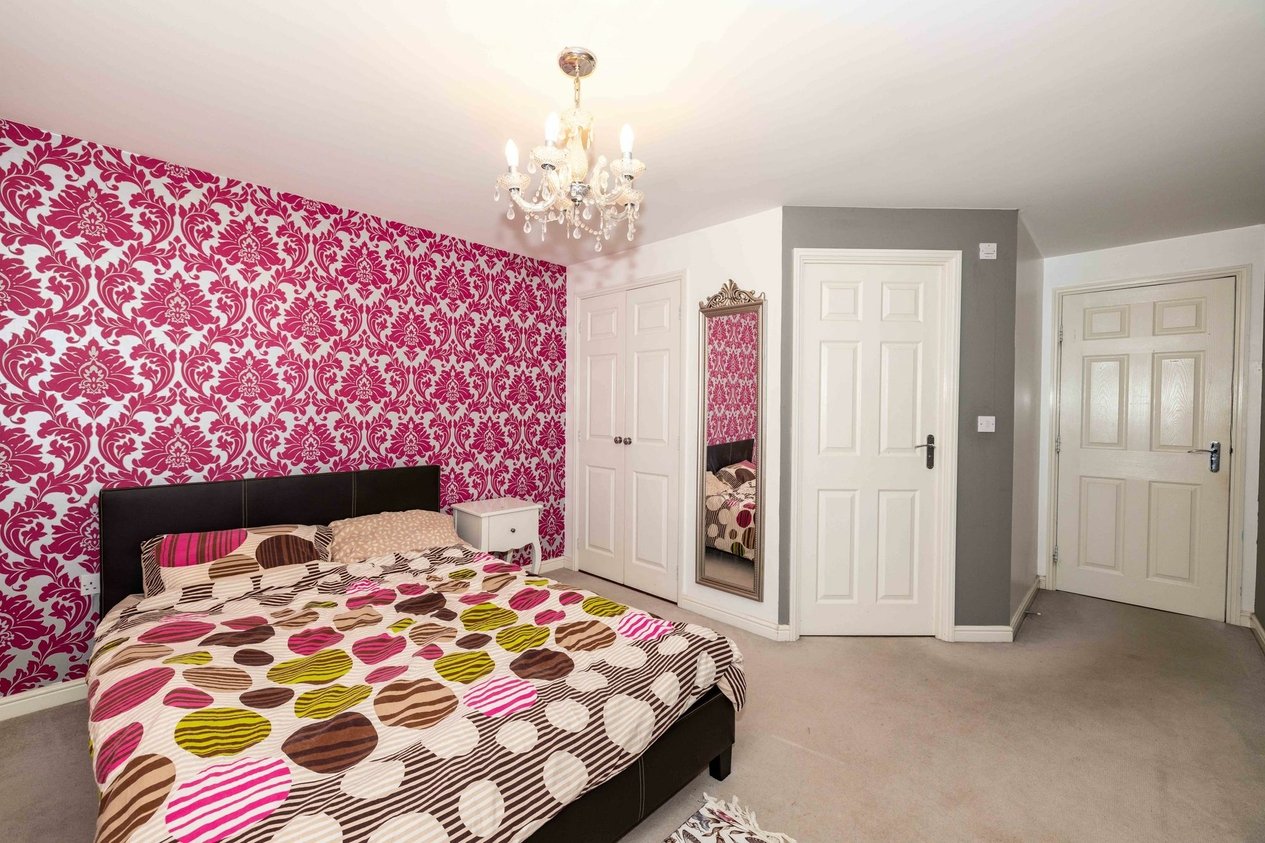 Properties For Sale in Poppy Mead  Kingsnorth