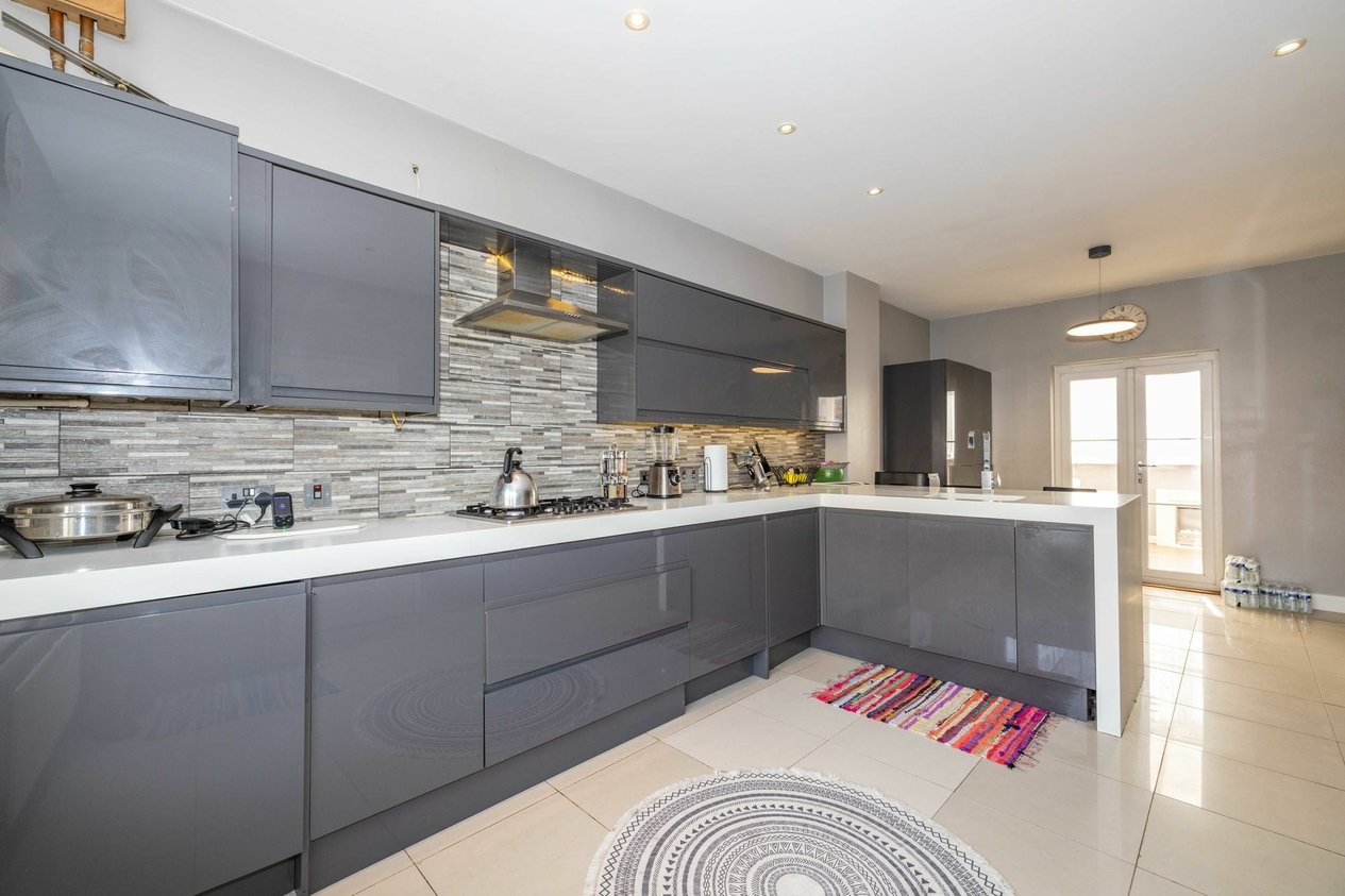 Properties For Sale in Poppy Mead  Kingsnorth