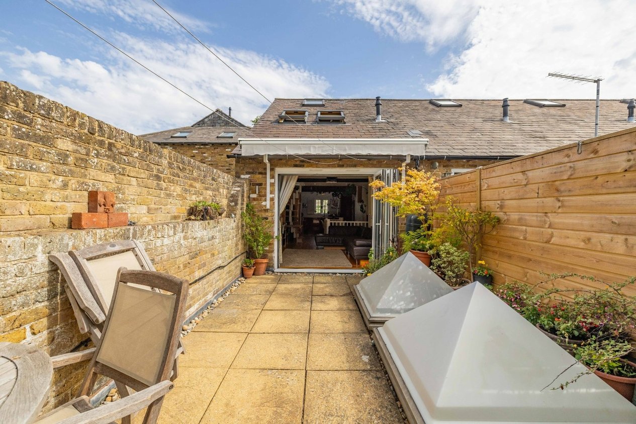 Properties For Sale in Preston Malthouse, St. Johns Road Faversham