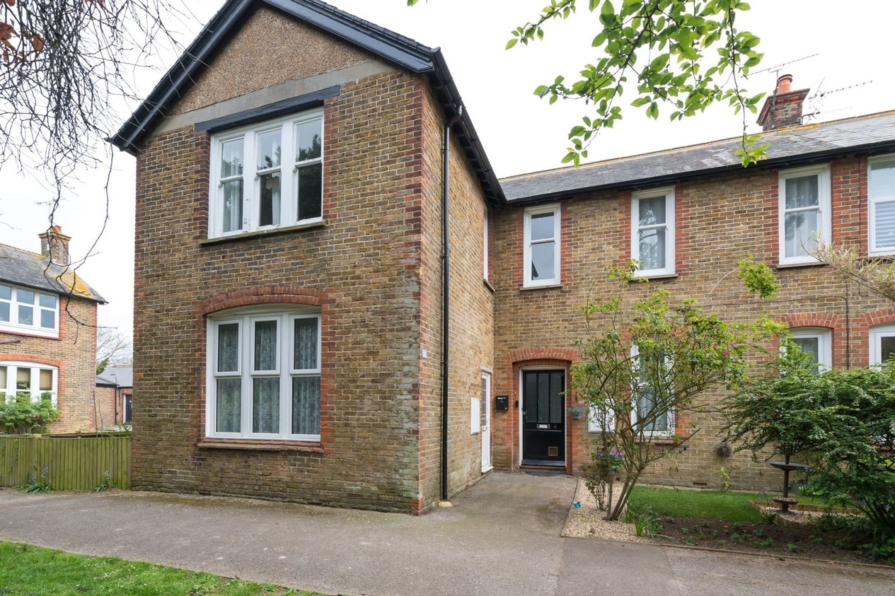 Properties For Sale in Preston Road  Manston