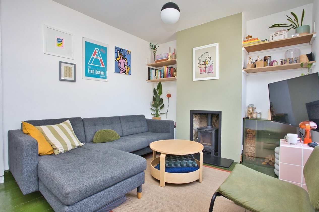 Properties For Sale in Princes Street Deal