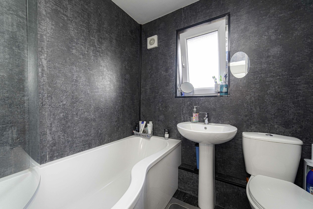 Properties Under Offer in Prioress Road Canterbury