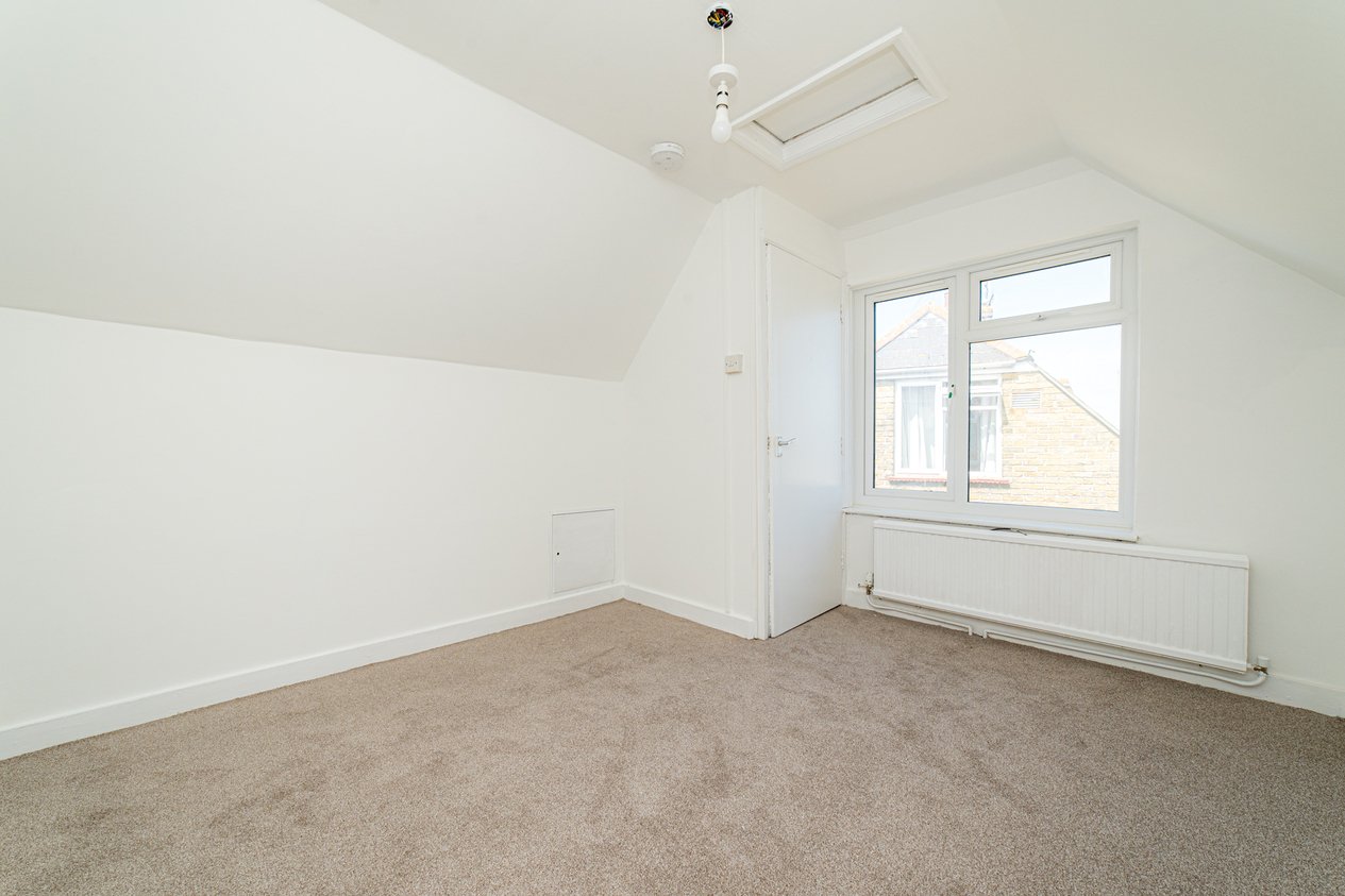 Properties Under Offer in Priory Place Faversham