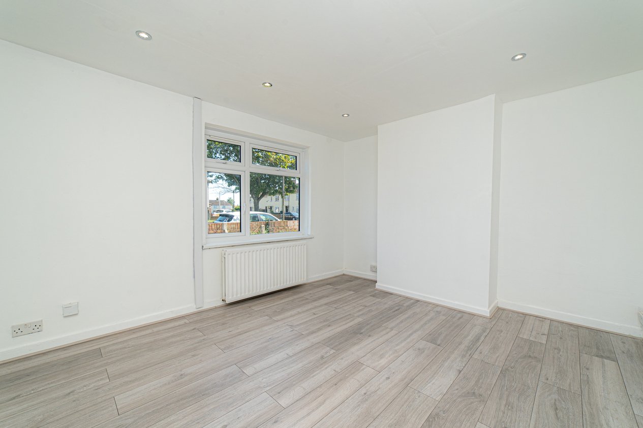 Properties Under Offer in Priory Place Faversham