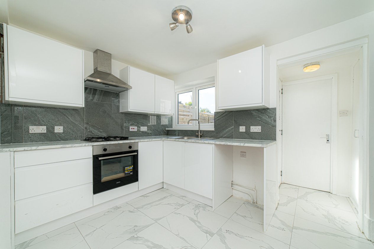 Properties Under Offer in Priory Place Faversham