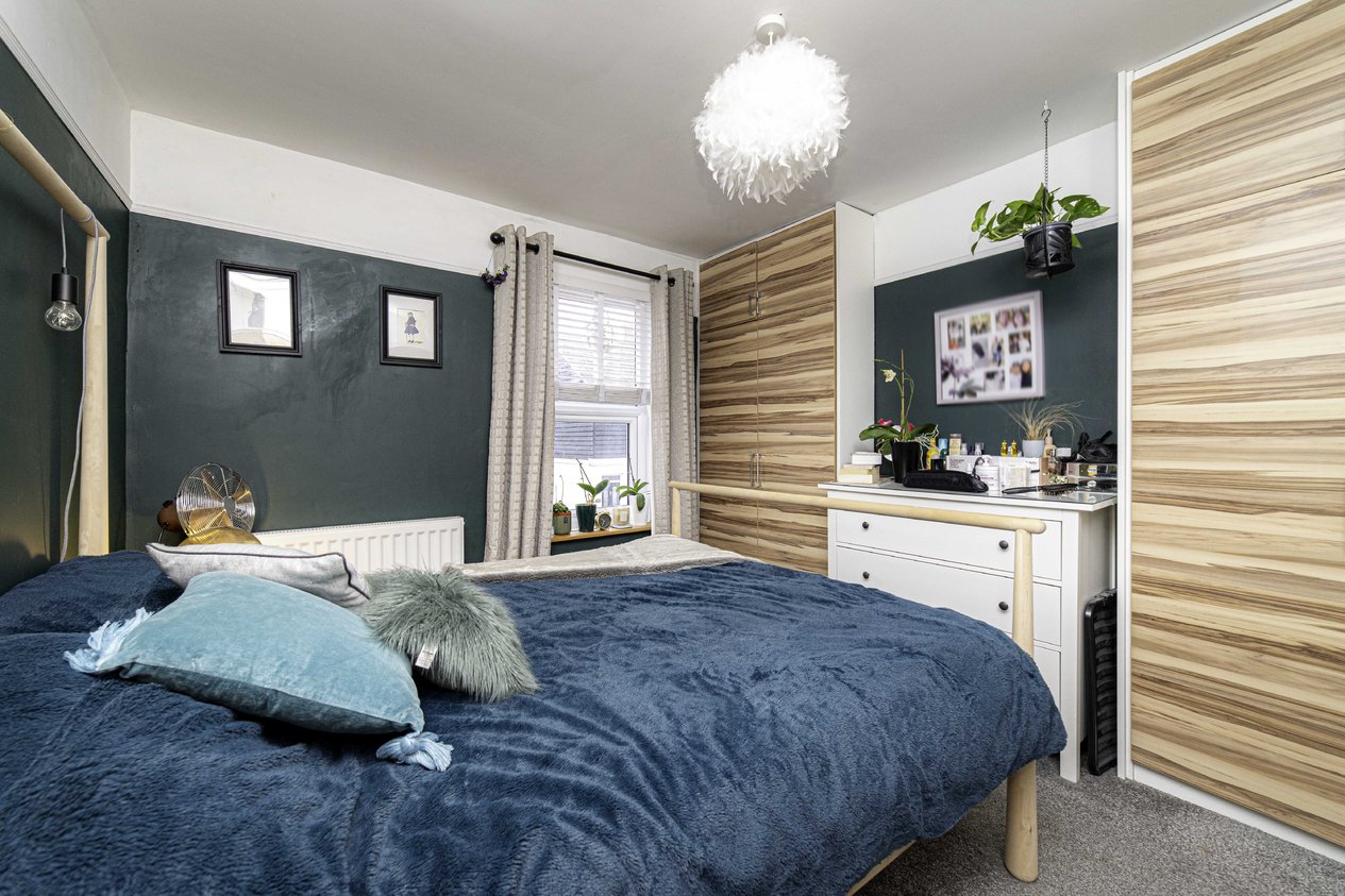 Properties Under Offer in Providence Street Ashford