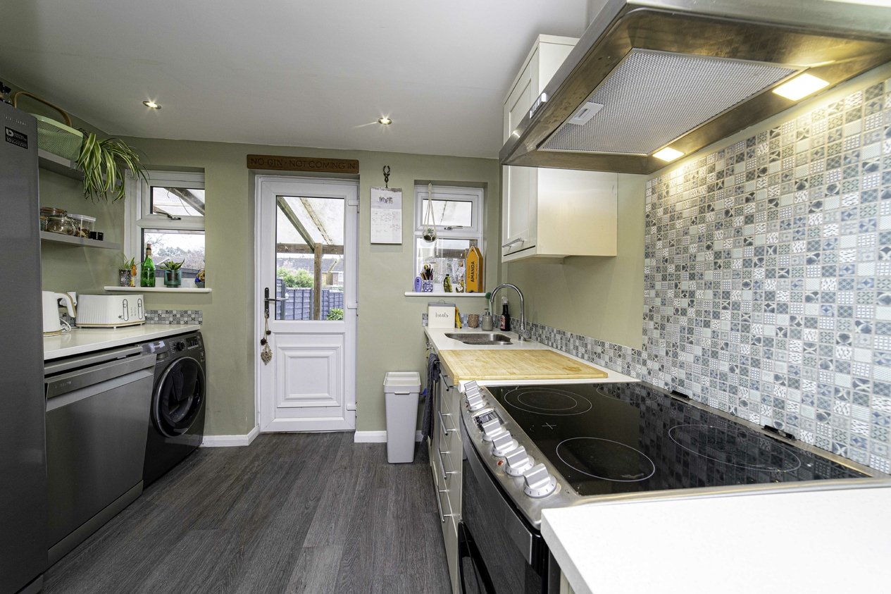 Properties Under Offer in Providence Street Ashford