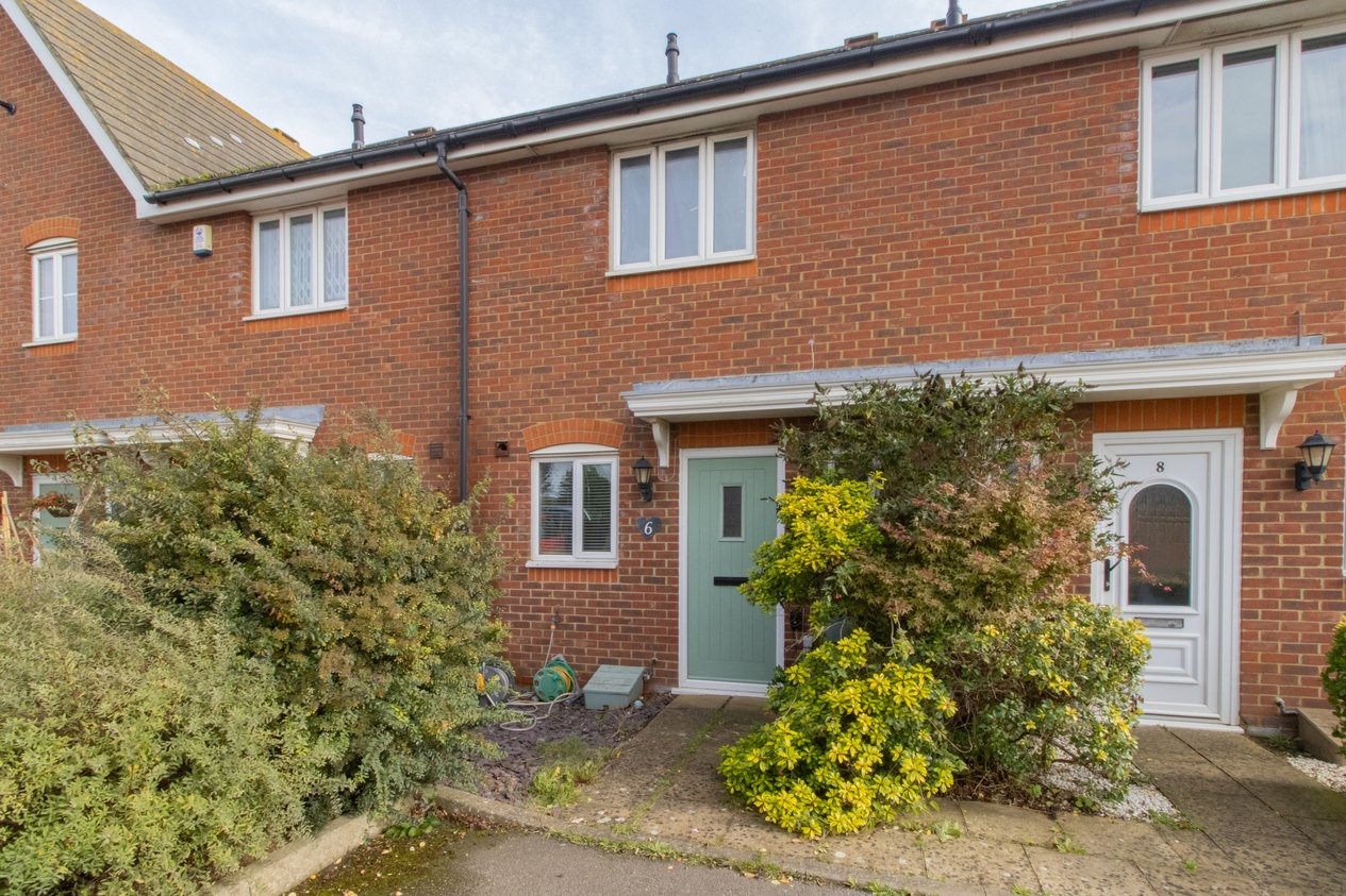 Properties Under Offer in Puffin Road Herne Bay