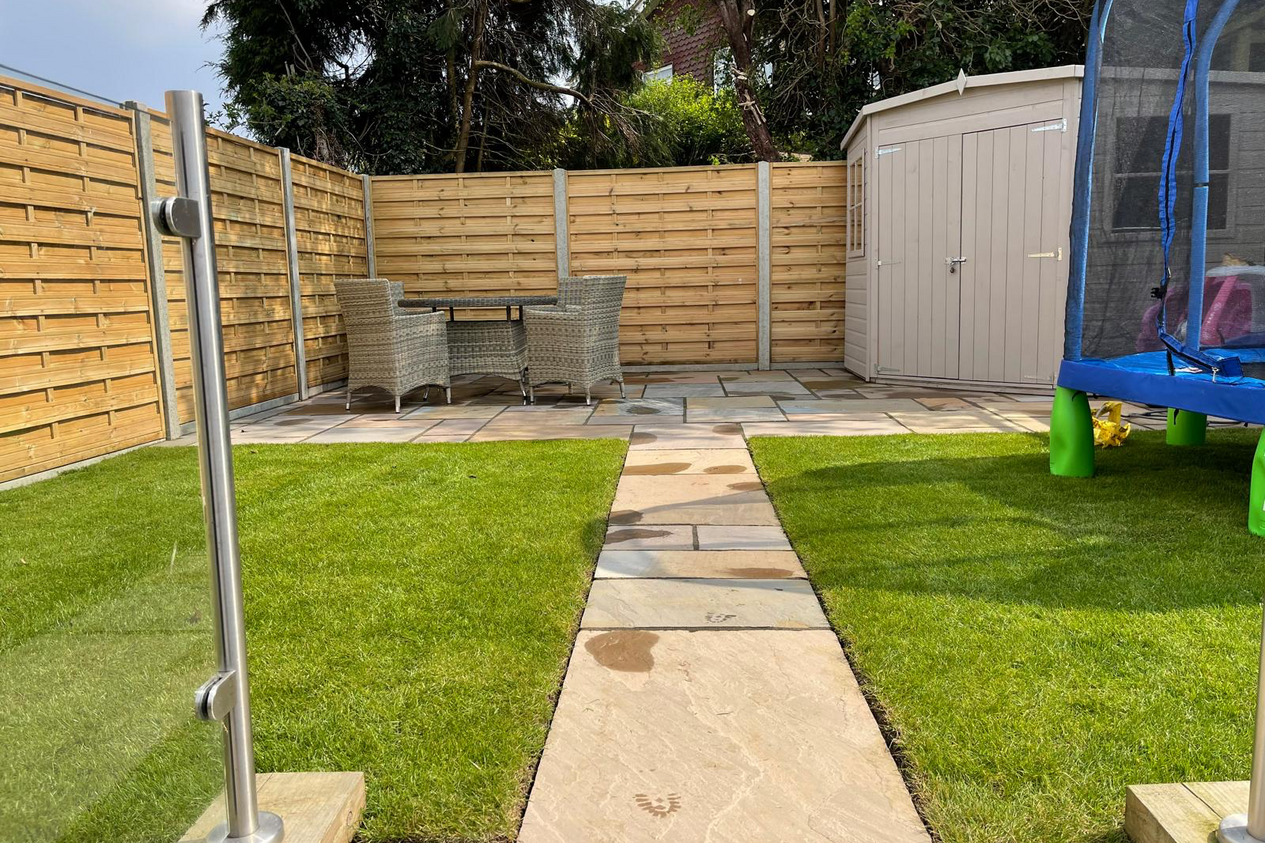Properties Under Offer in Quantock Drive Ashford