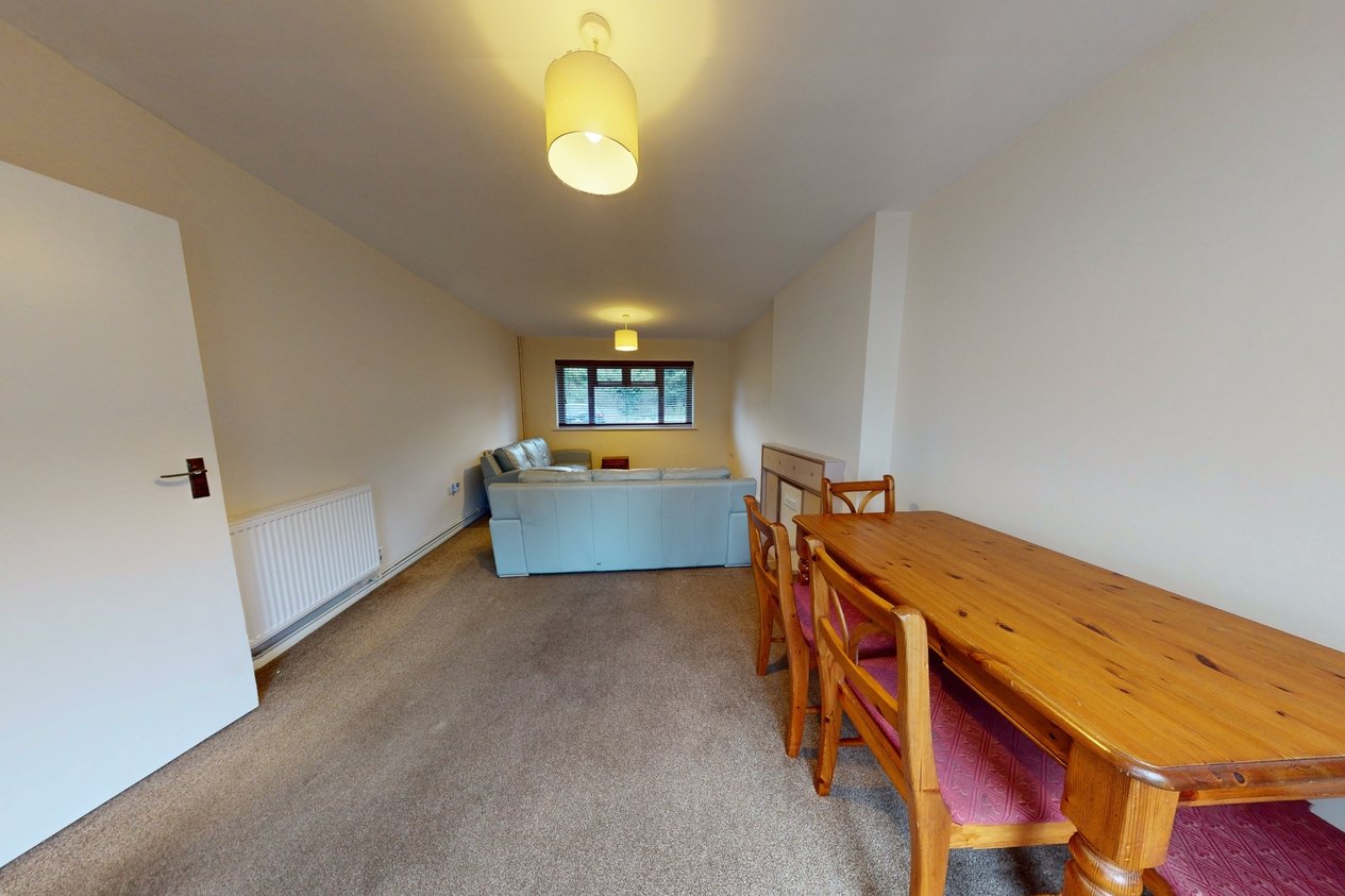 Properties For Sale in Queen Elizabeth Avenue Margate