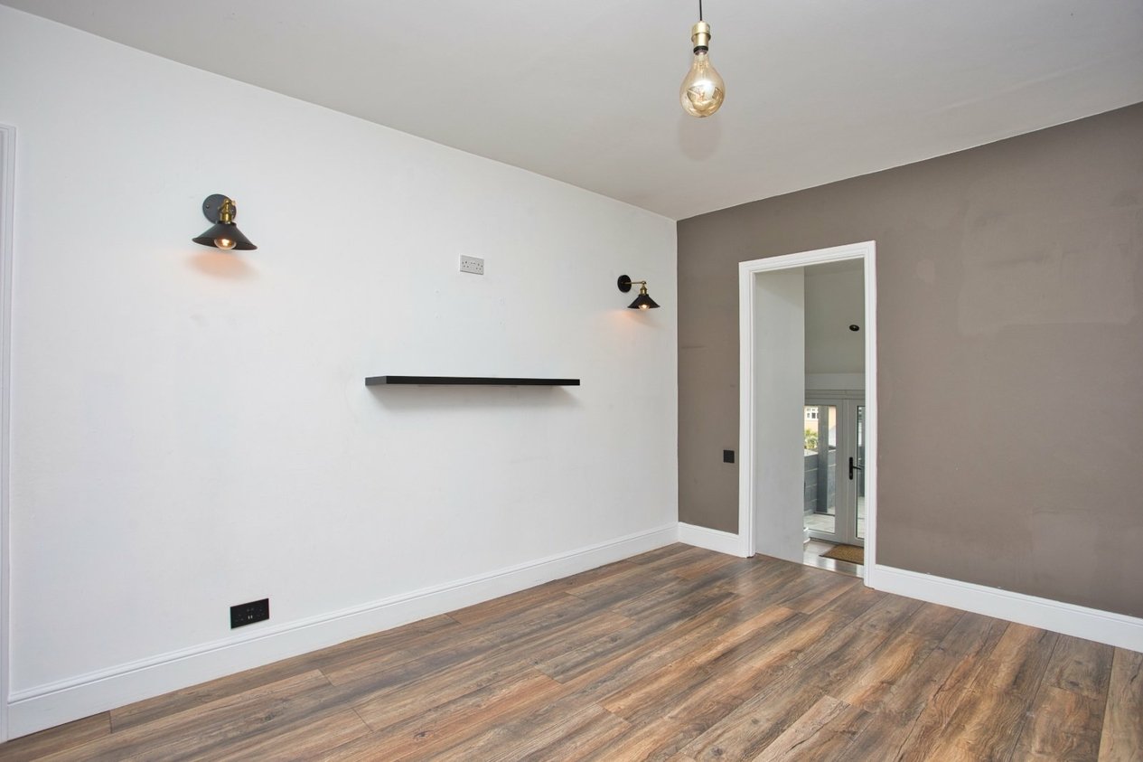 Properties For Sale in Queens Avenue Dover